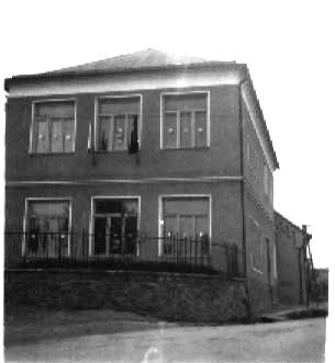 Škola po opravě z roku 1959